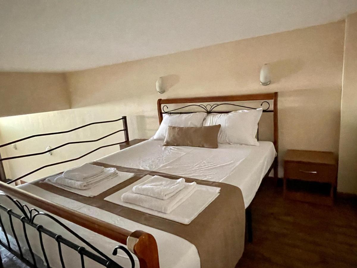 Helios Hotel Stavros  Buitenkant foto
