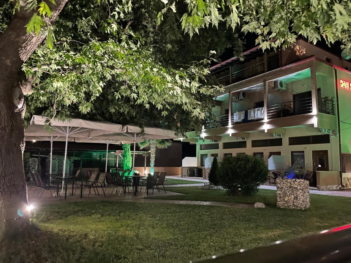 Helios Hotel Stavros  Buitenkant foto