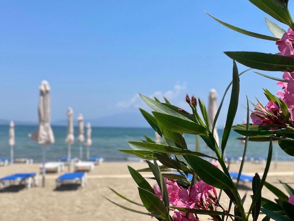 Helios Hotel Stavros  Buitenkant foto